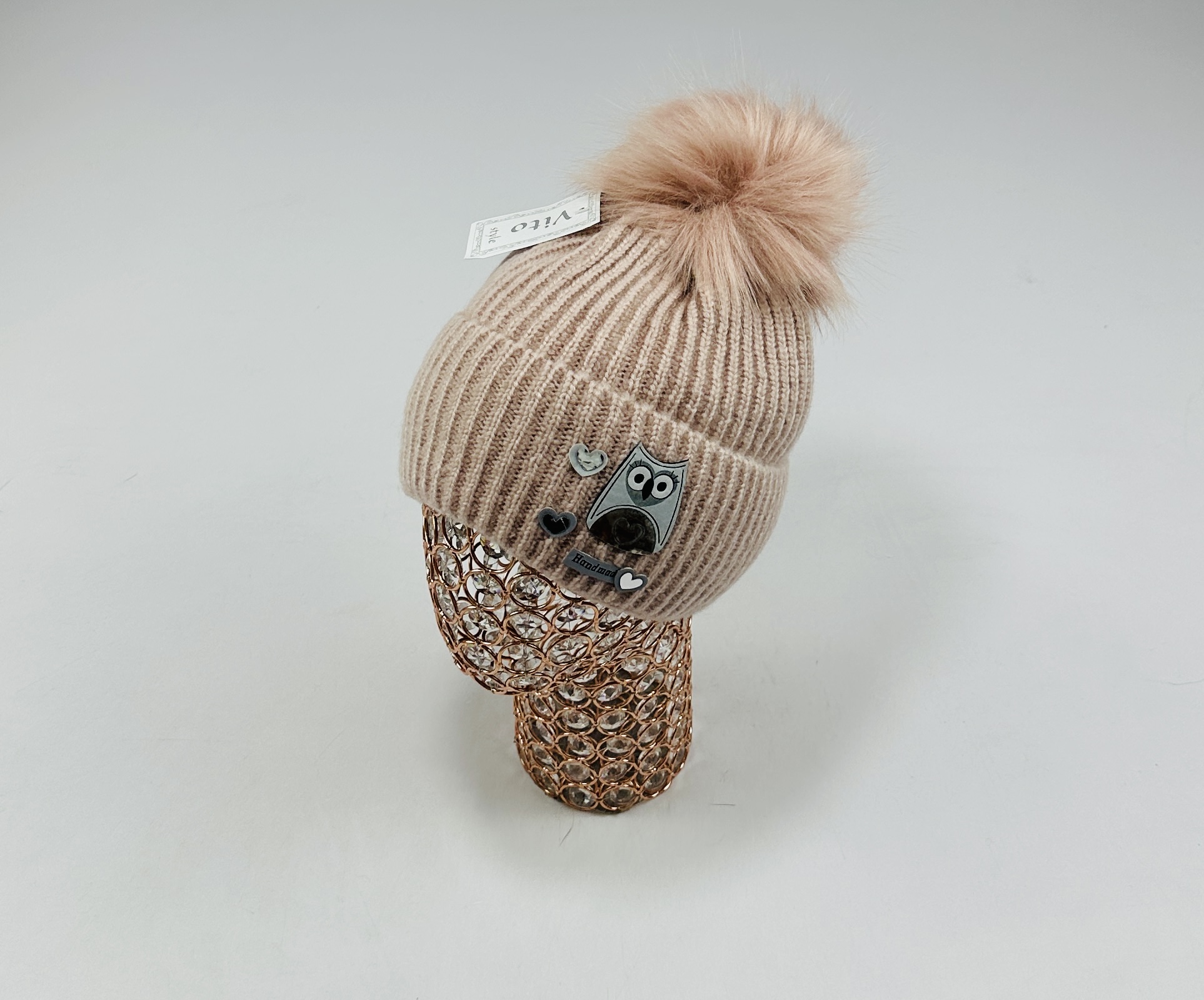 Шапка Вито Сова искуств (пудра)