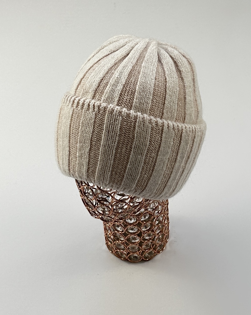 Шапка Ева Апофема (св.розовый)