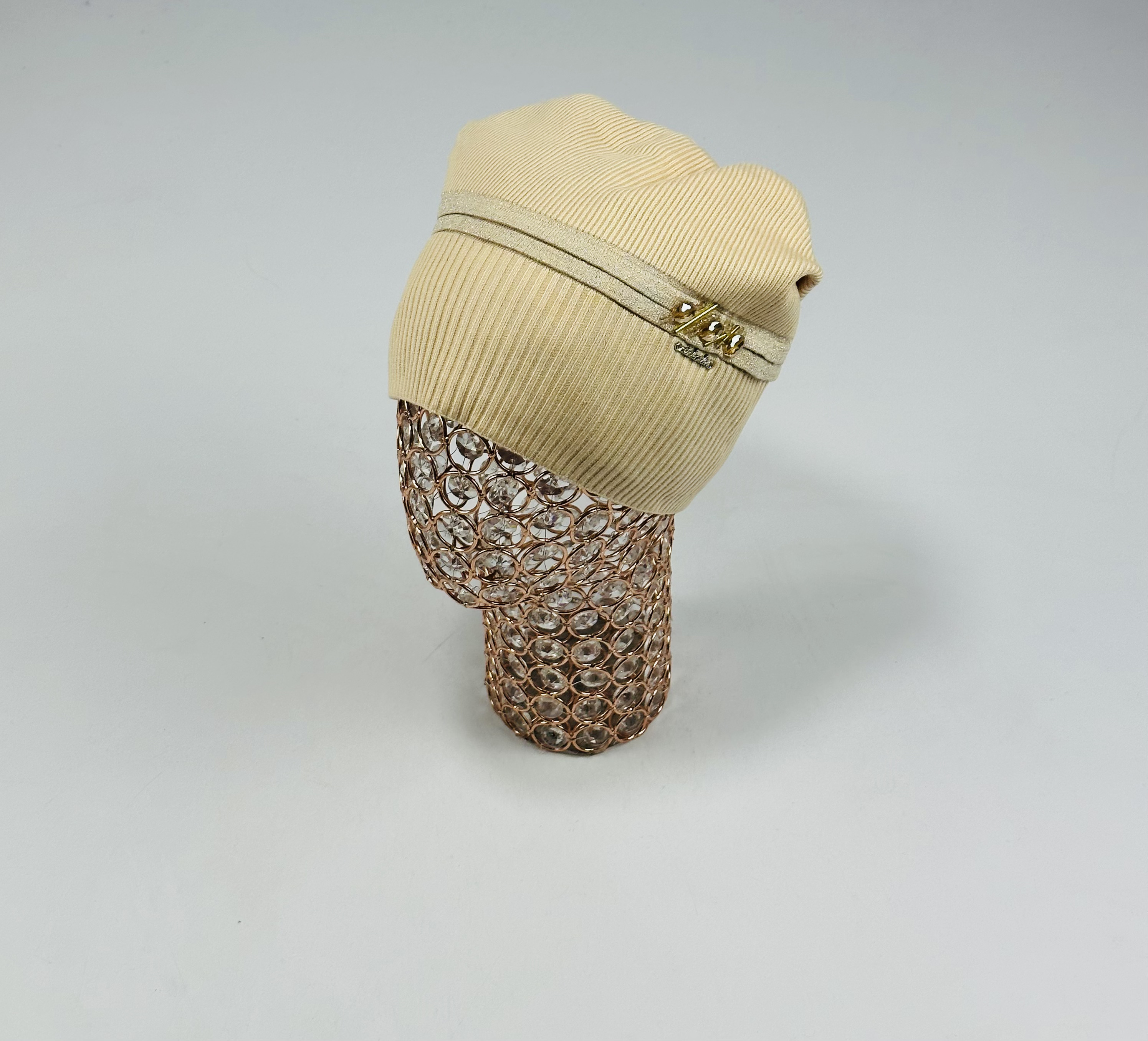 Шапка Корки Версаче (крем)