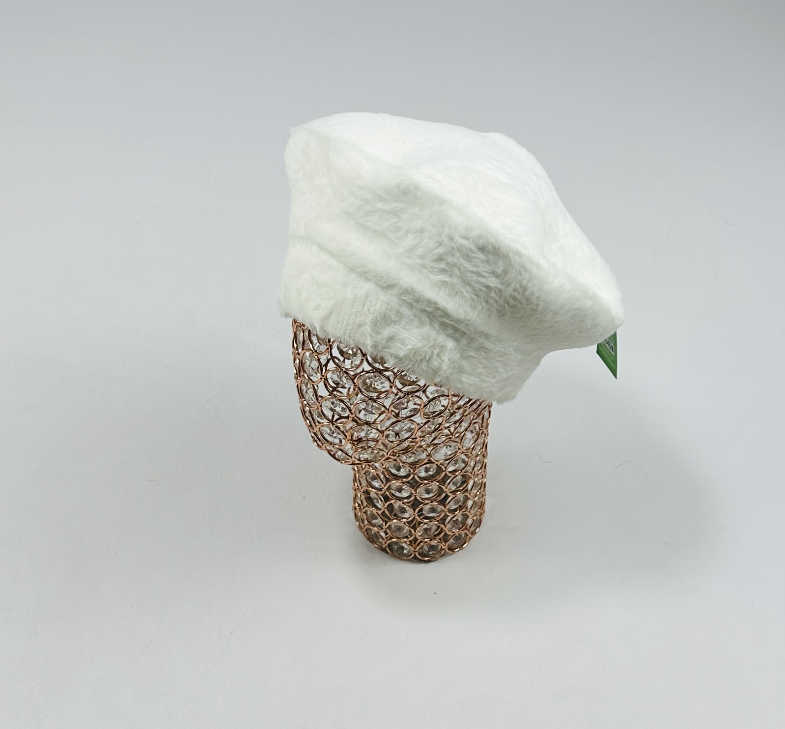 Берет Китай Галстунчик (молочный)