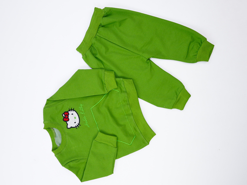 Костюм (Кофта+штаны) Hello Kitty арт.800103 NILU BABY дев. 1-2 (зеленый)