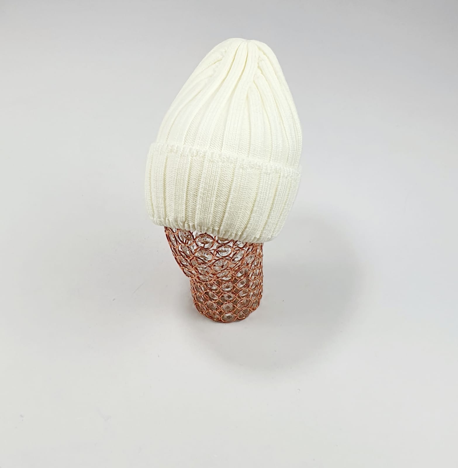 Шапка Март Мелони (молочный)