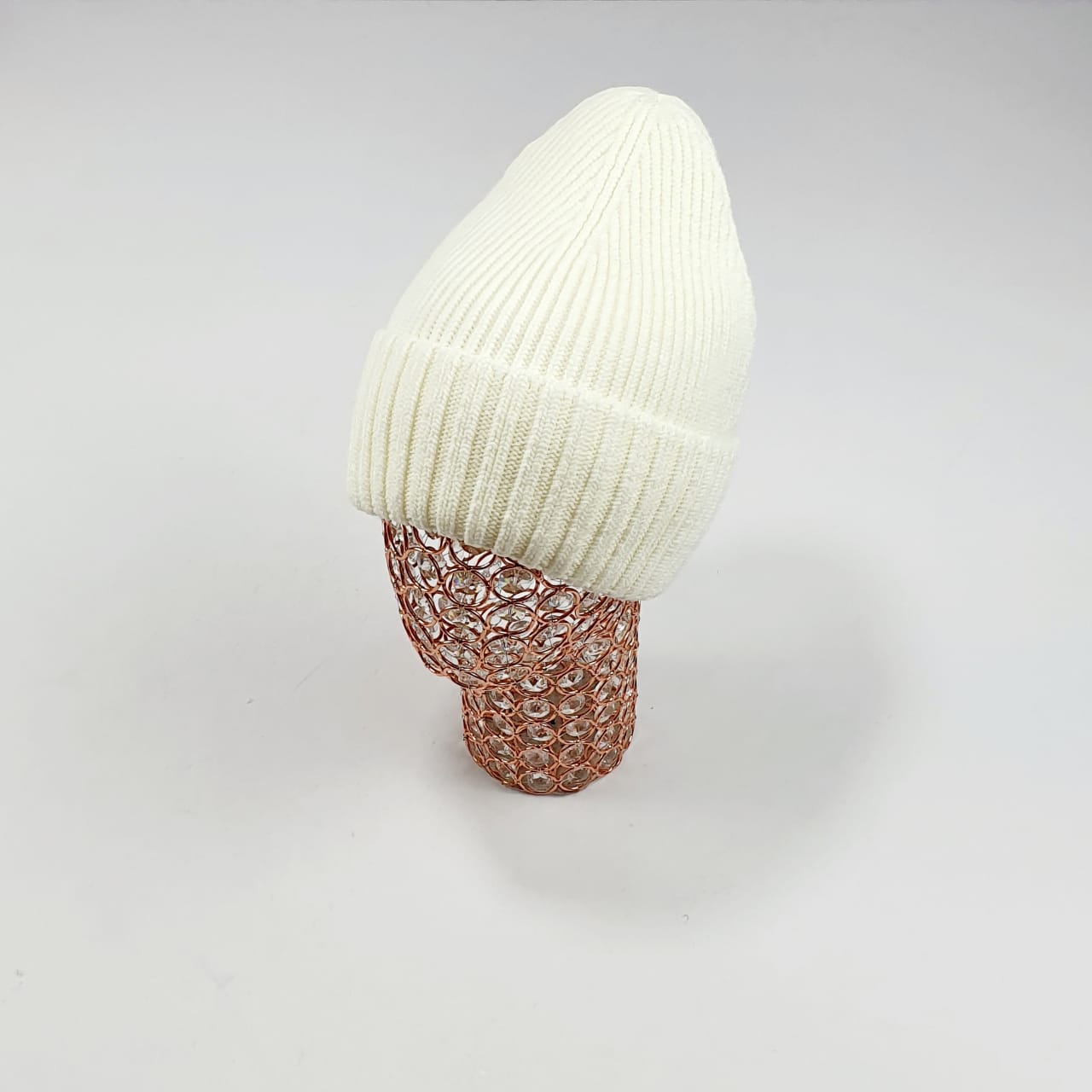 Шапка Март Лео (молочный)