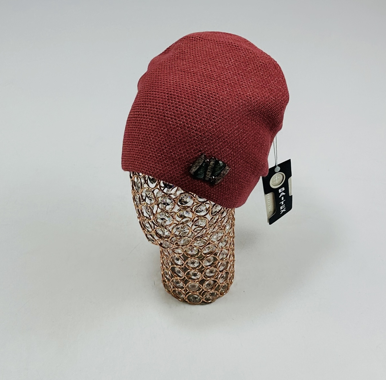 Шапка Байтэкс Волчок (винный)